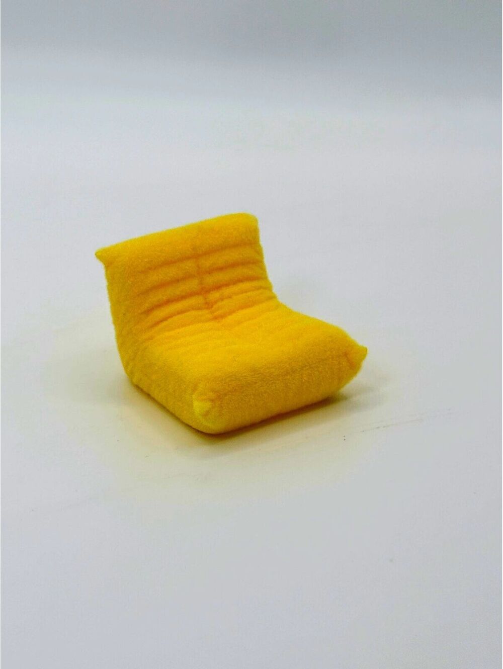1:24 Scale Togo Style Flocked Lounge Chair Miniature Dollhouse Furniture